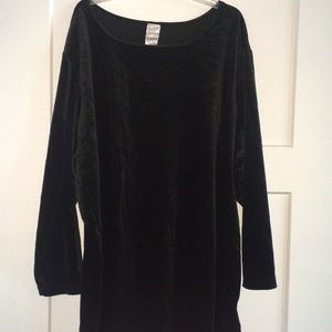 Roaman’s dark green velvety feeling top